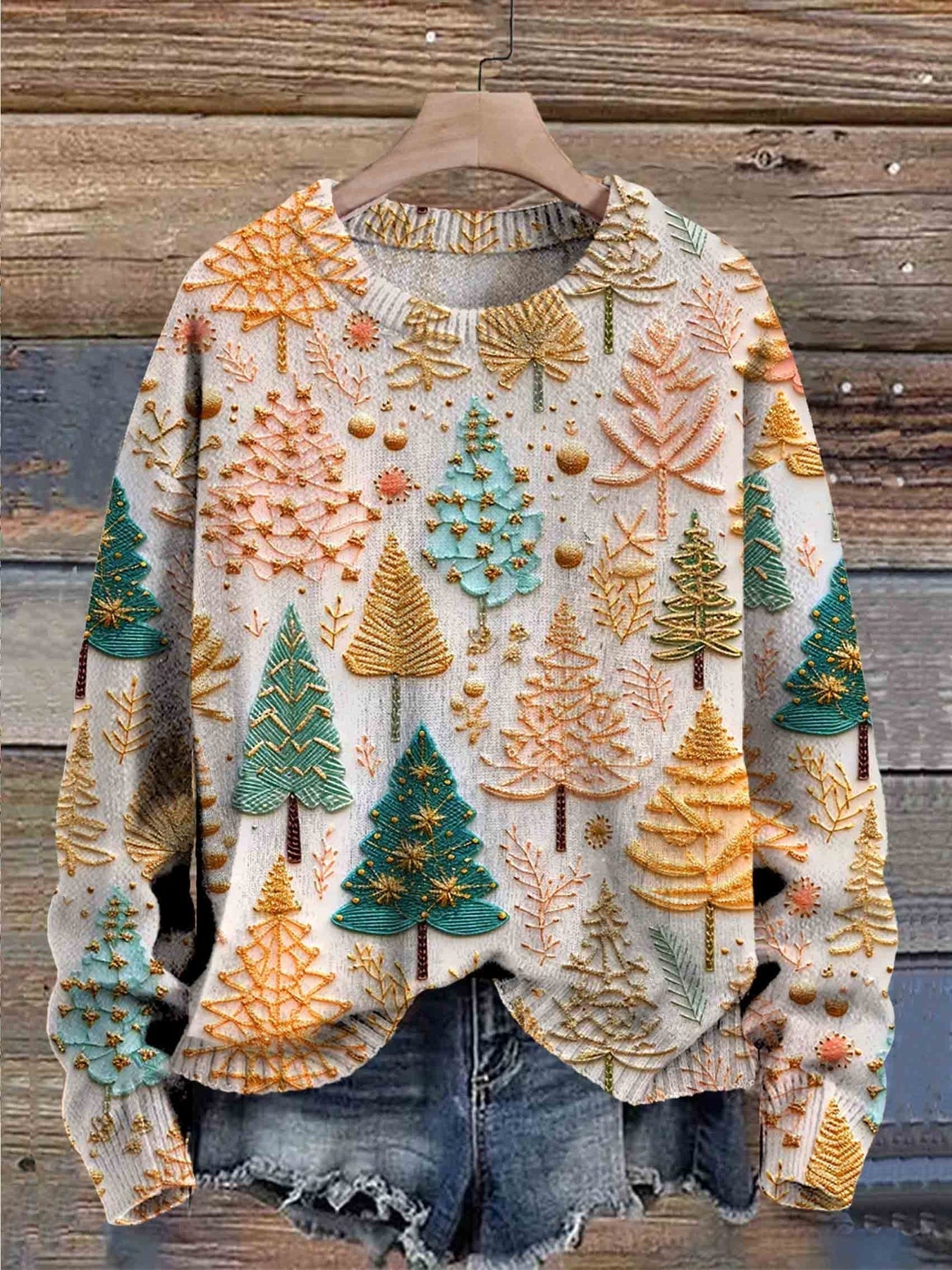 Varm hygge-sweater med juletræer
